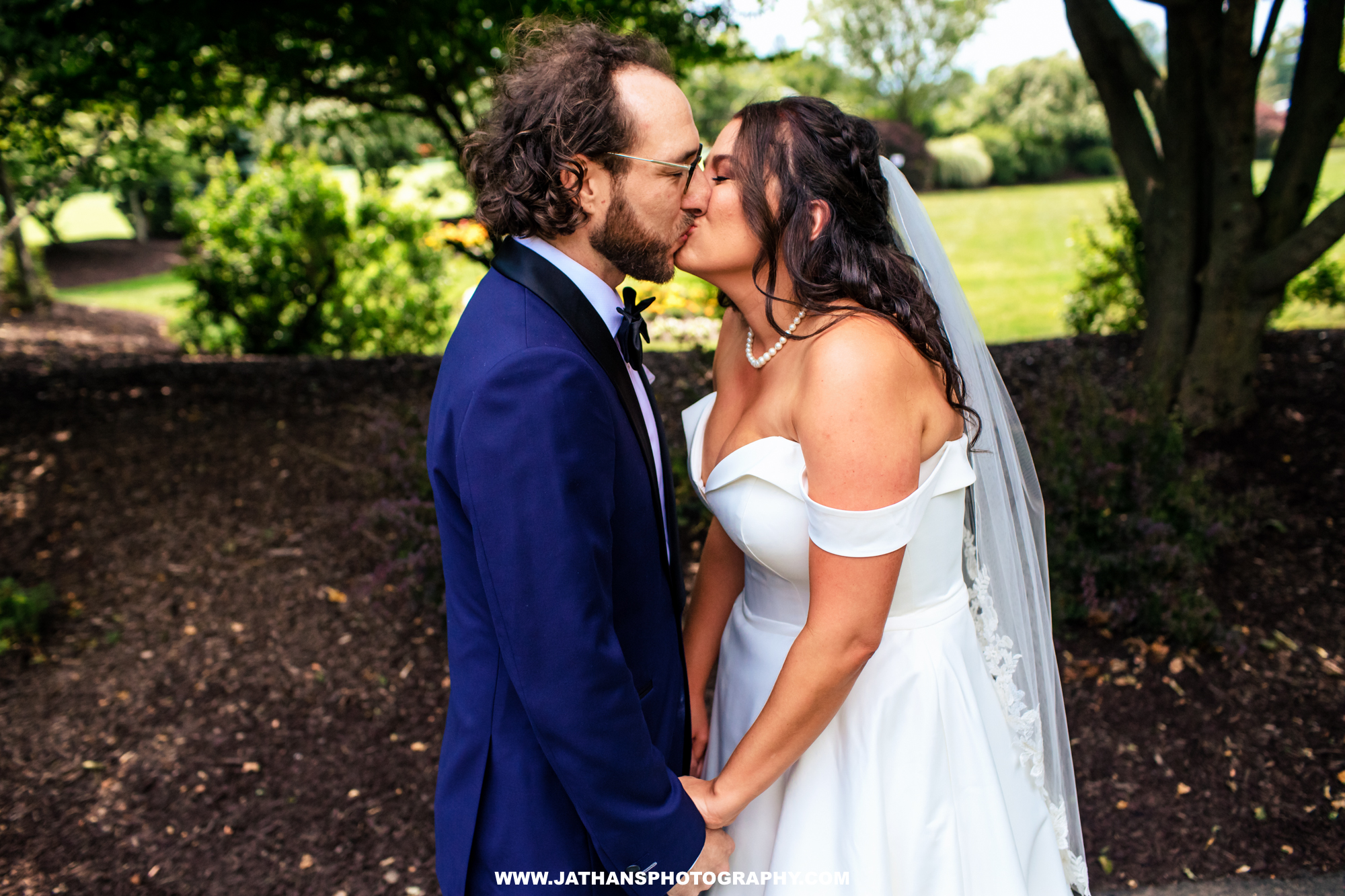 Beautiful Pocono Mountain Wedding At Skytop Lodge Skytop PA Pocono Wedding Photography