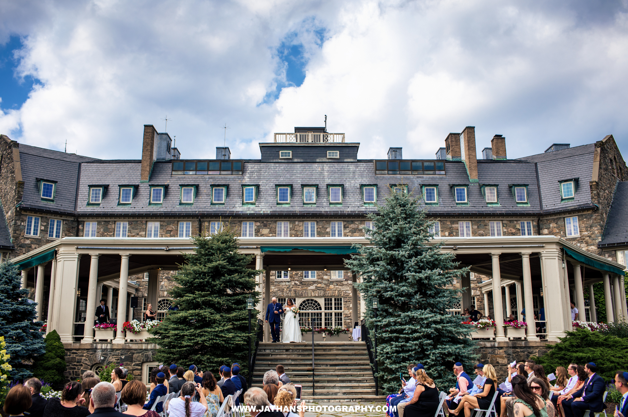 Beautiful Pocono Mountain Wedding At Skytop Lodge Skytop PA Pocono Wedding Photography