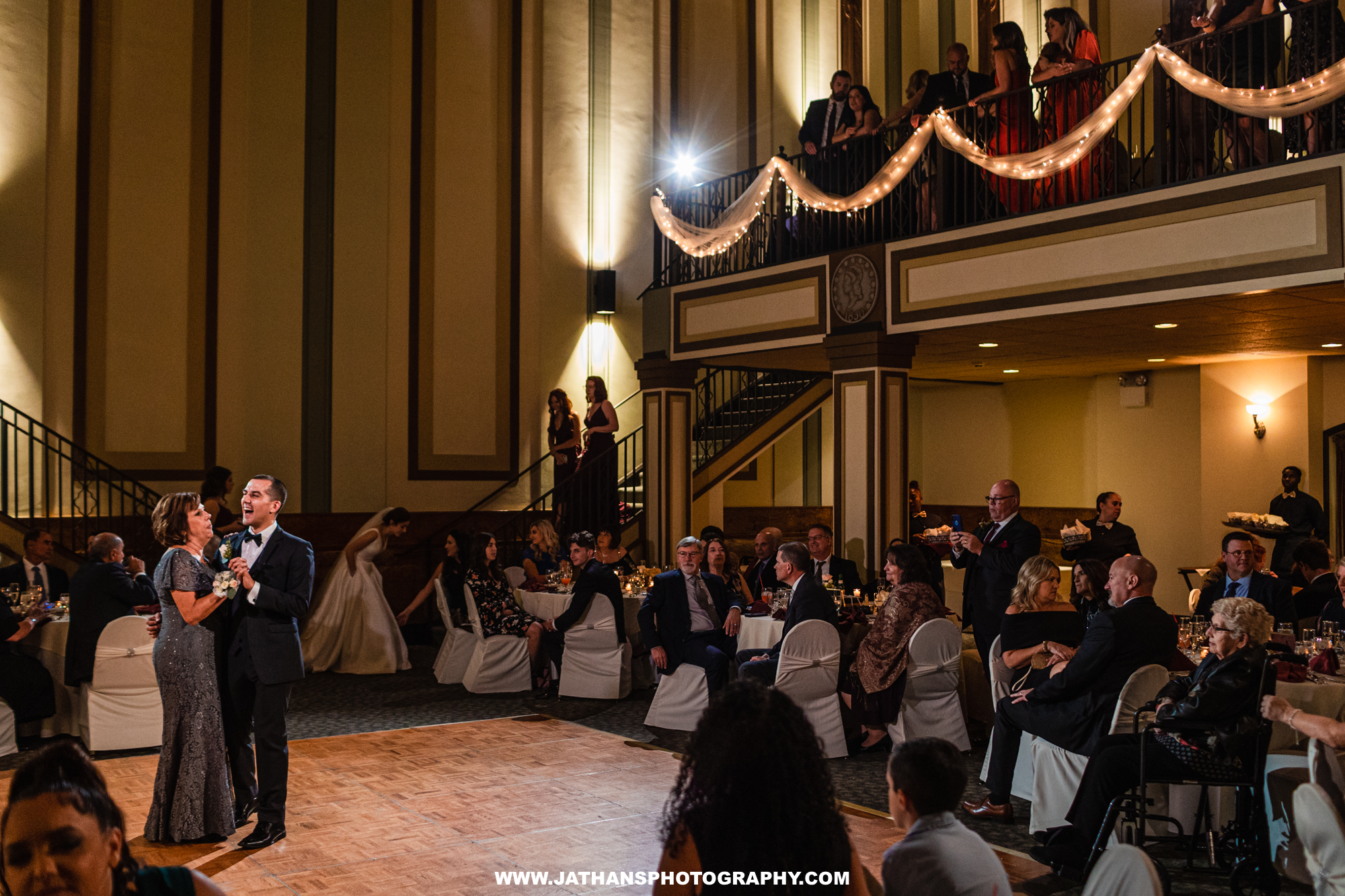 Elegant and Beautiful Wedding At the Bank St. Annex in Easton, PA Easton Wedding Photography