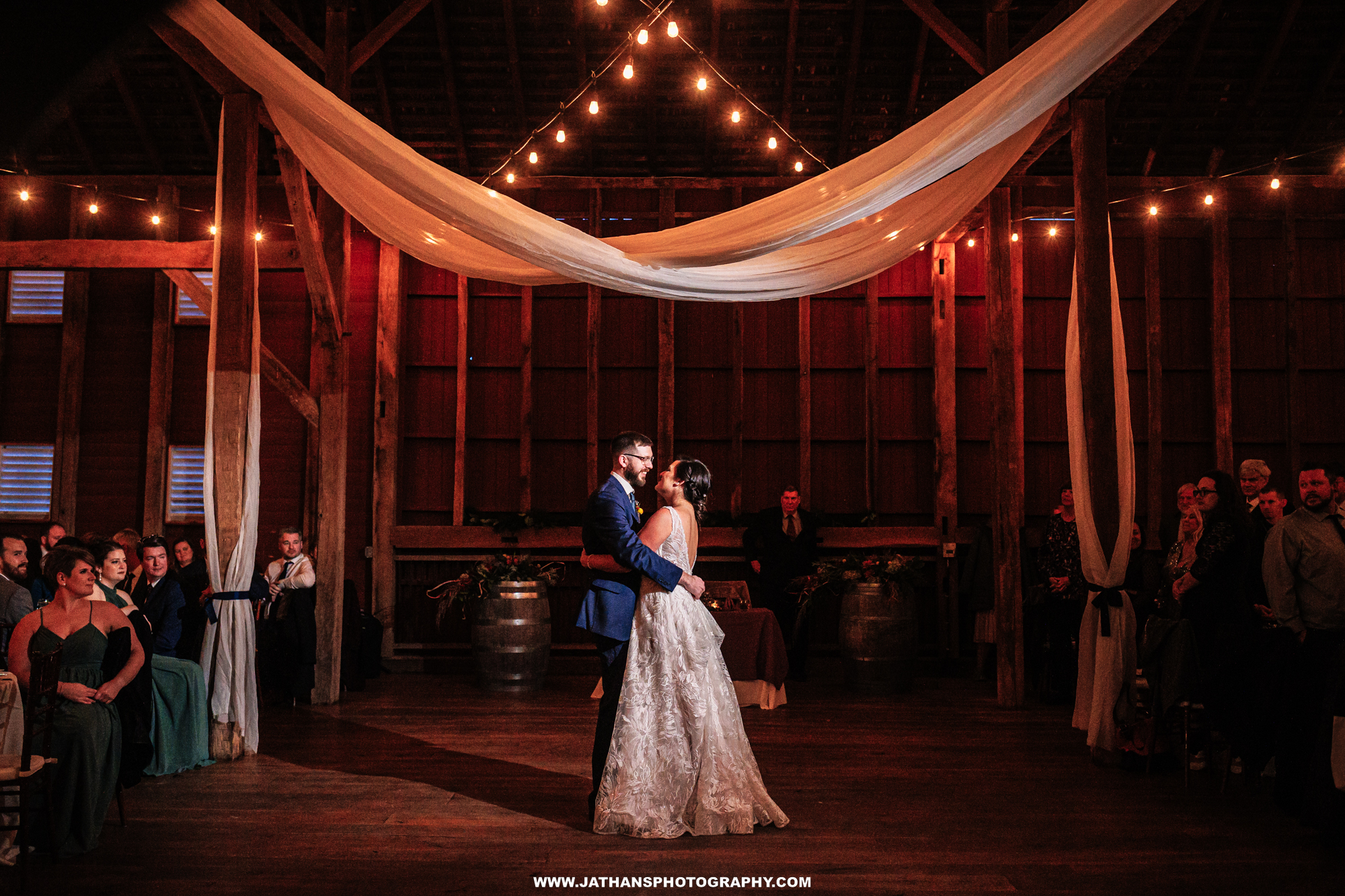 Beautiful Outdoor Dulany's Overlook Wedding In Frederick Maryland