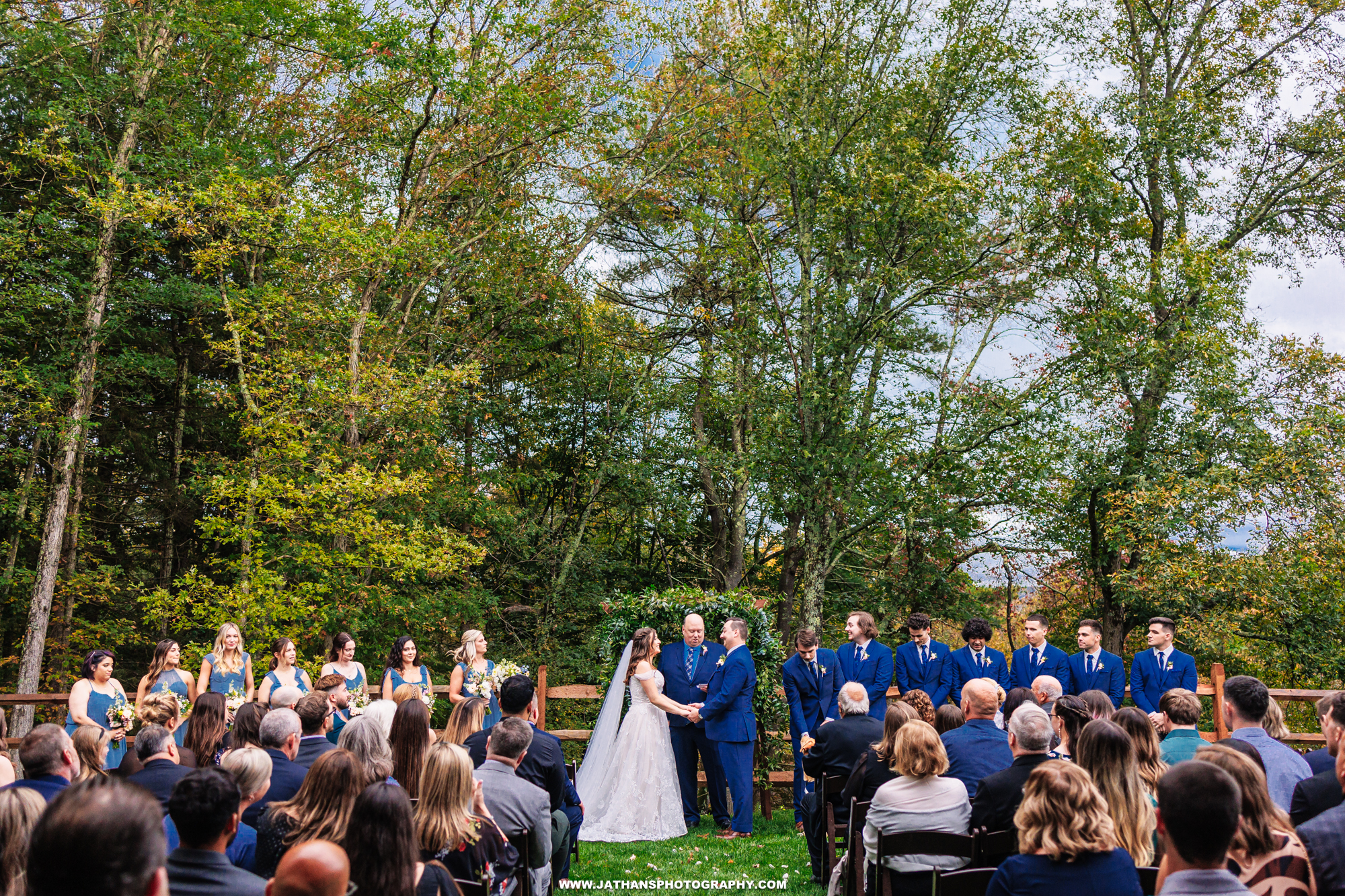 Beautiful Sylvan Ridge Farm Barn Pocono Wedding 