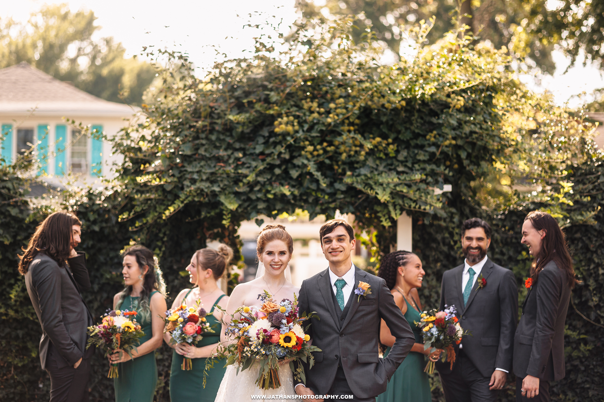 Gorgeous Vandiver Inn Havre de Grace Maryland Wedding Creative Maryland Wedding Photography