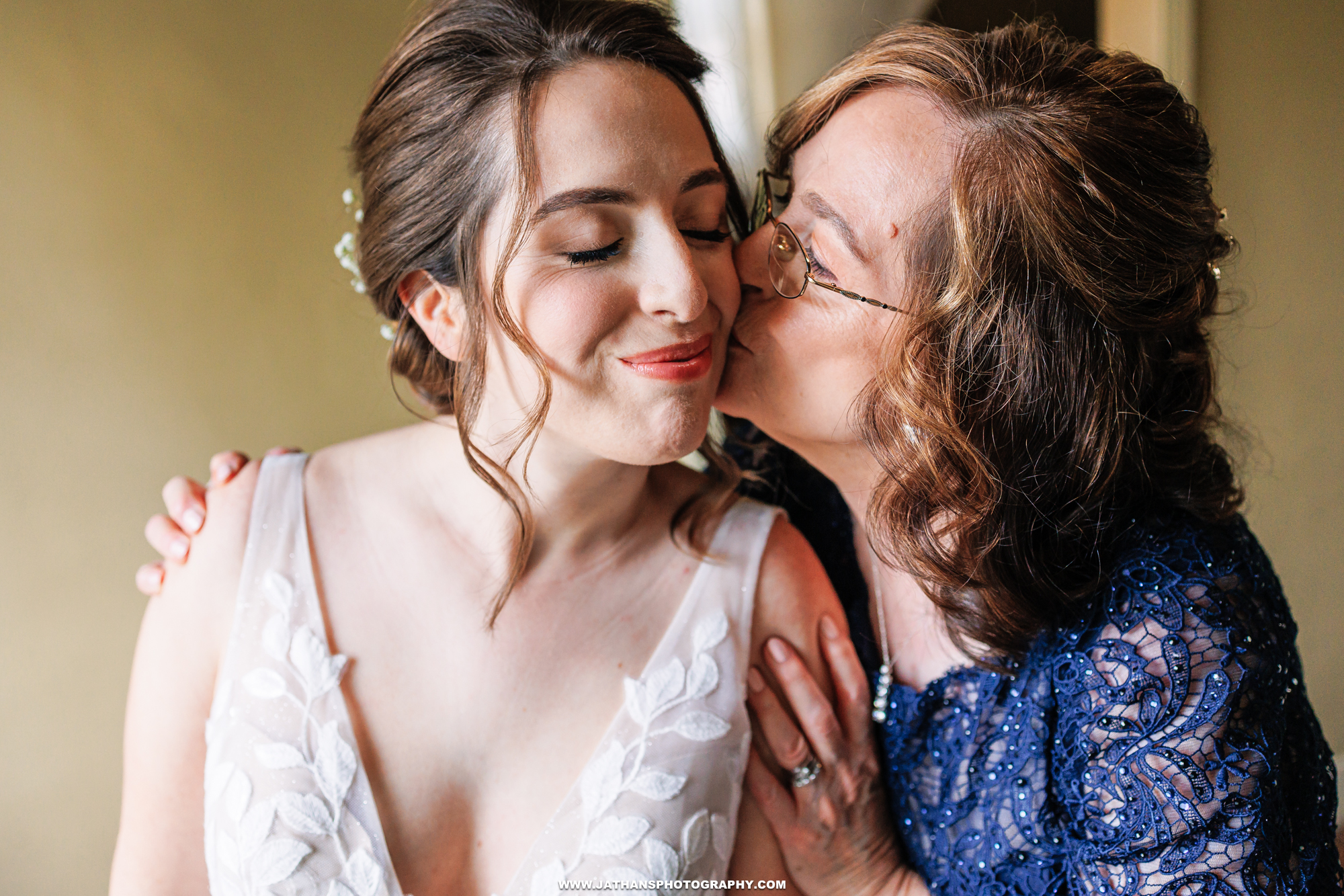 Amazing Elkridge Furnace Inn Wedding In Elkridge Maryland Wedding Photography