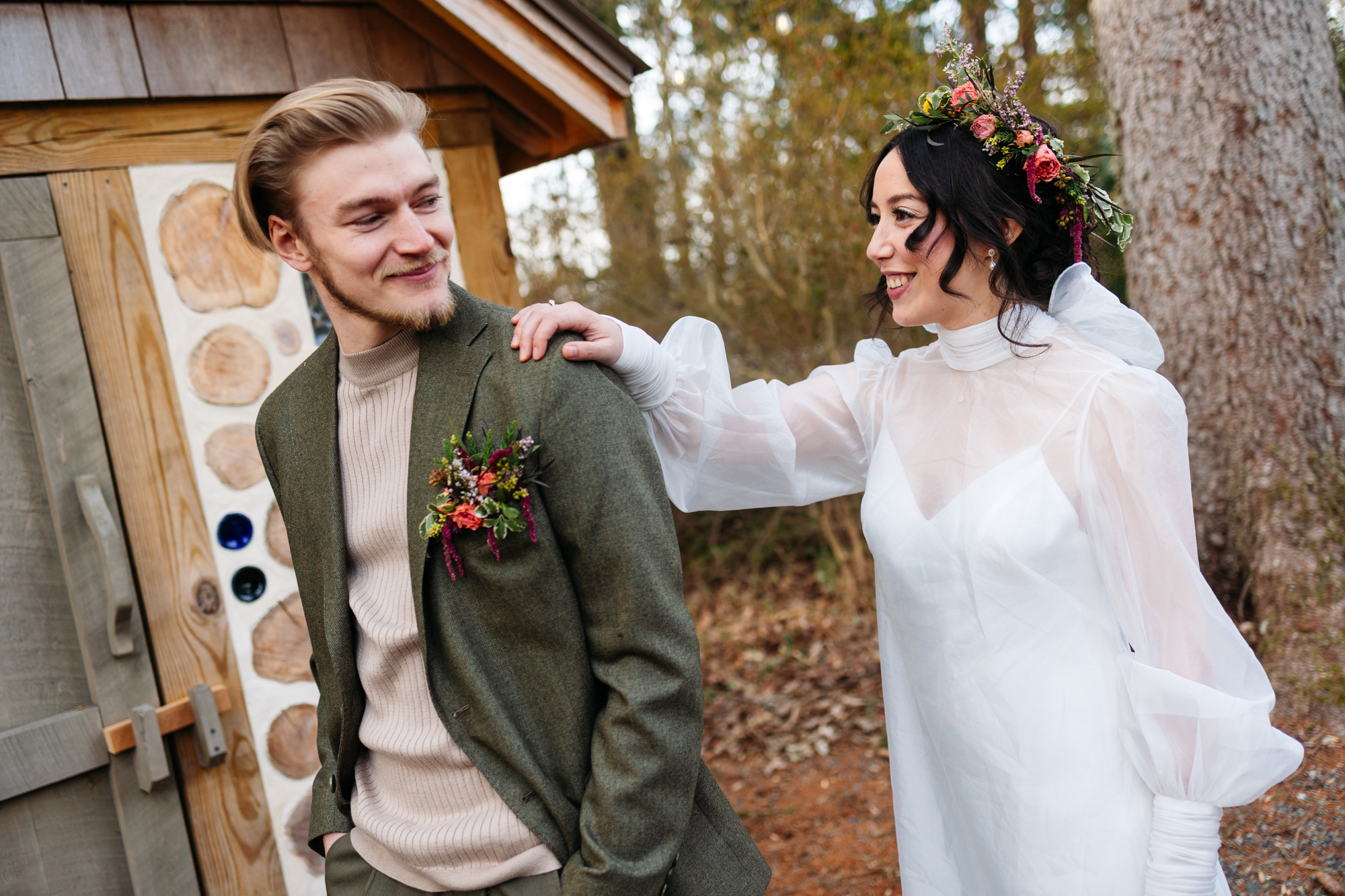 Outdoor Backyard Pennsylvania Beautiful Wedding Ceremony Photos