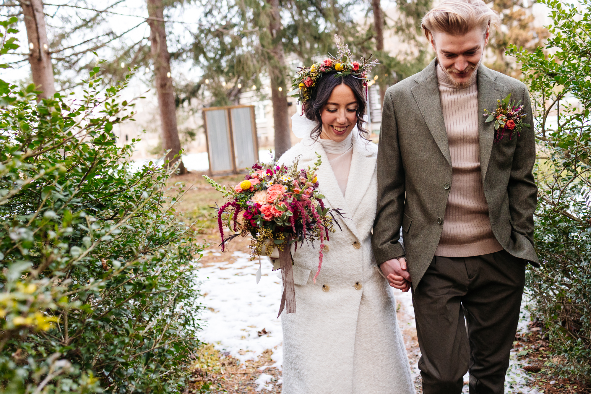 Outdoor Backyard Pennsylvania Beautiful Wedding Ceremony Photos