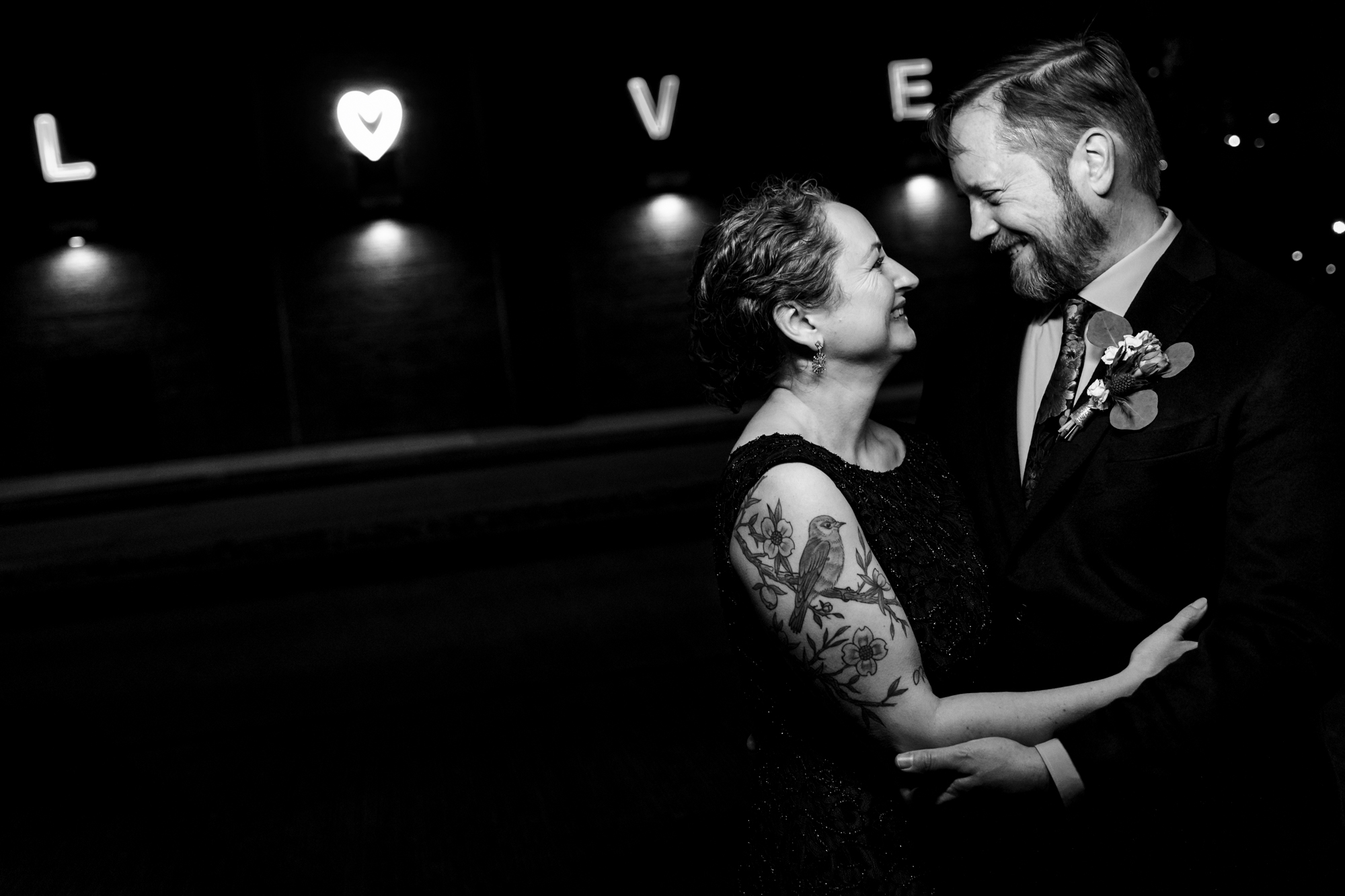 Amazing Intimate Baltimore AVAM American Visionary Arts Wedding Photography
