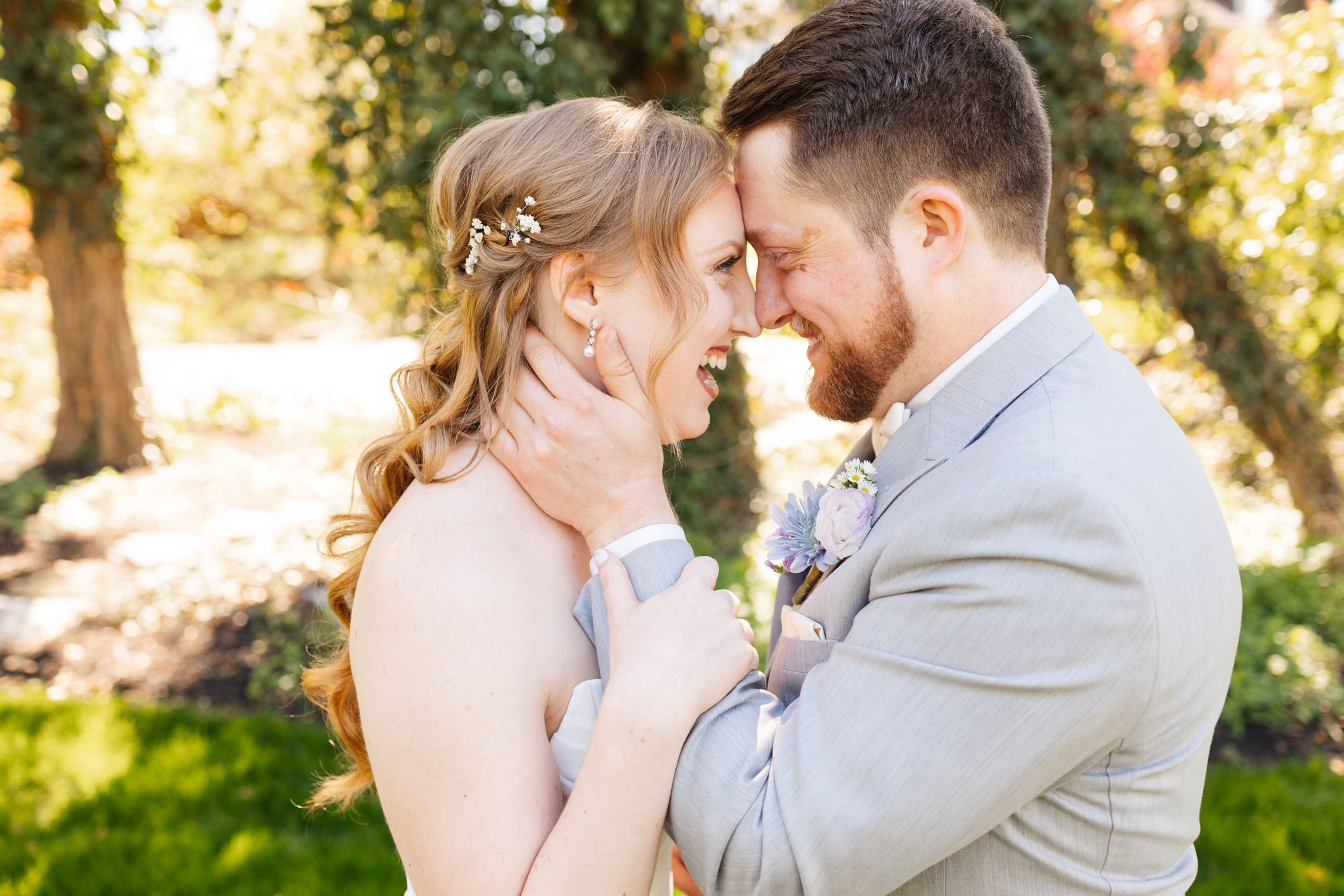 Gorgeous and Emotion Outdoor Stone Mill Inn Wedding Hallem PA Wedding Photography