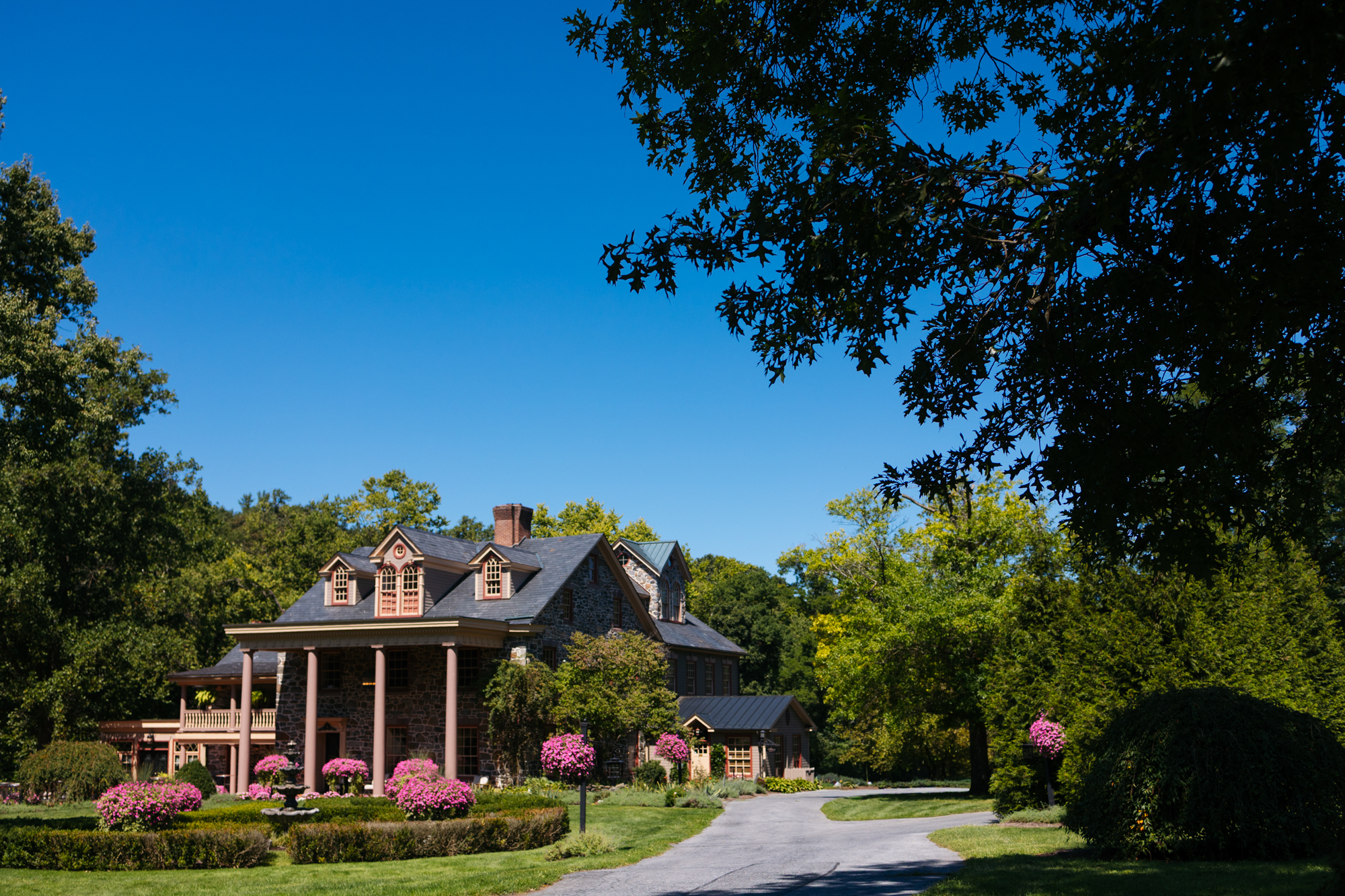 Gorgeous Moonstone Manor Elizabethtown PA Wedding Outdoor Summer Love
