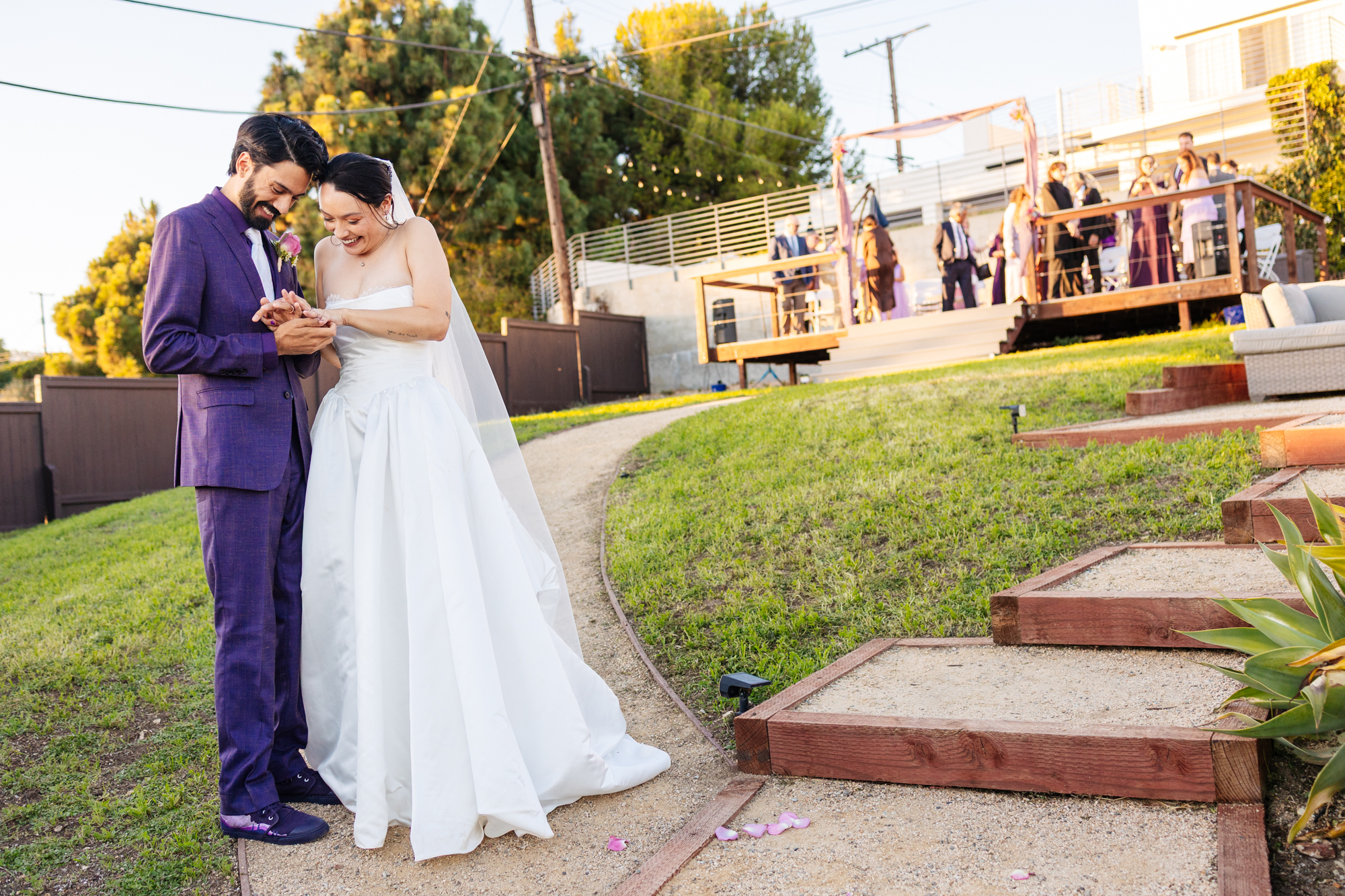 Beautiful Santa Monic Bay Women's Club Wedding In Los Angeles California Sunshine