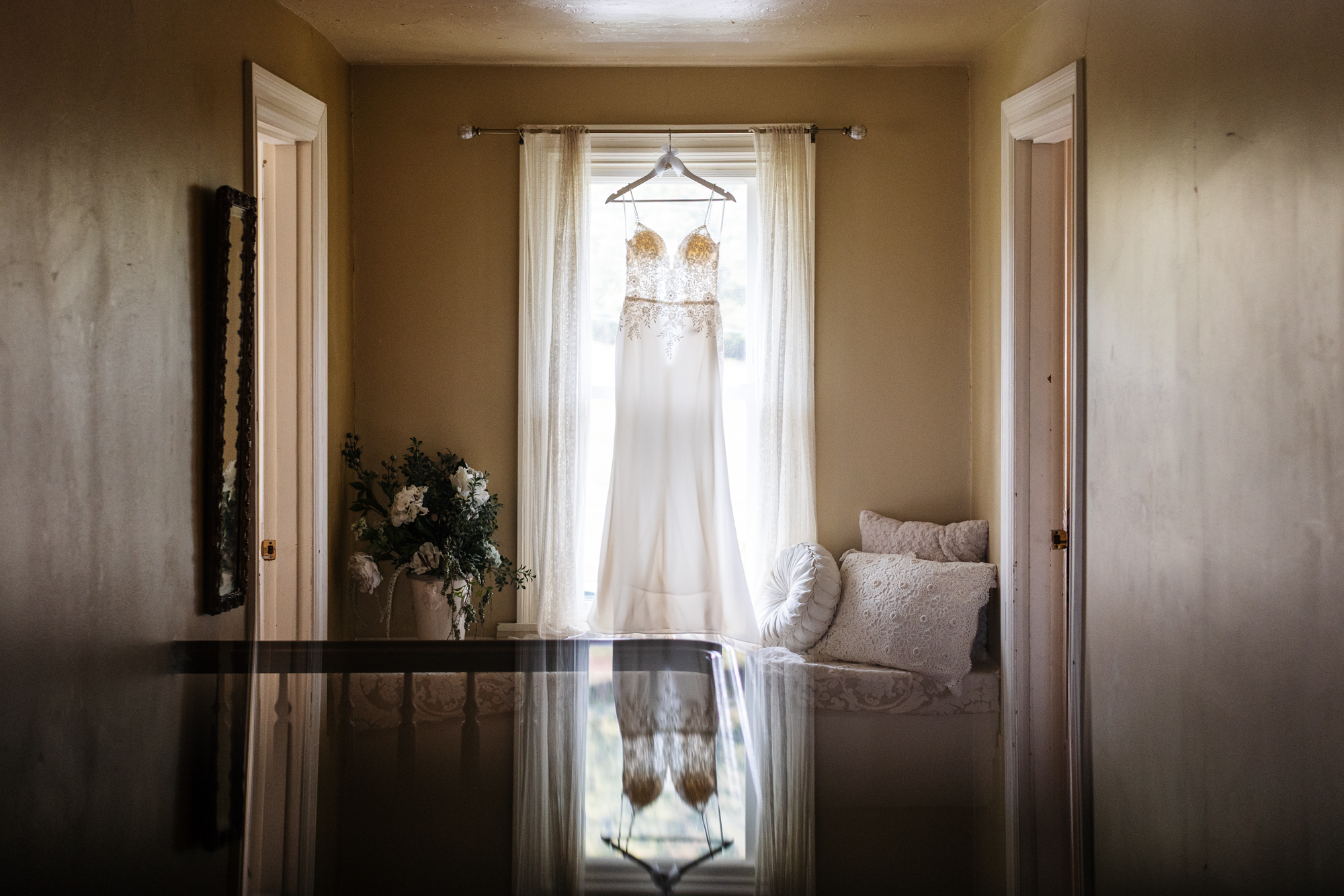 Gorgeous Outdoor Lingrow Farm Wedding In Leechburg PA Pittsburgh Best Wedding Photography